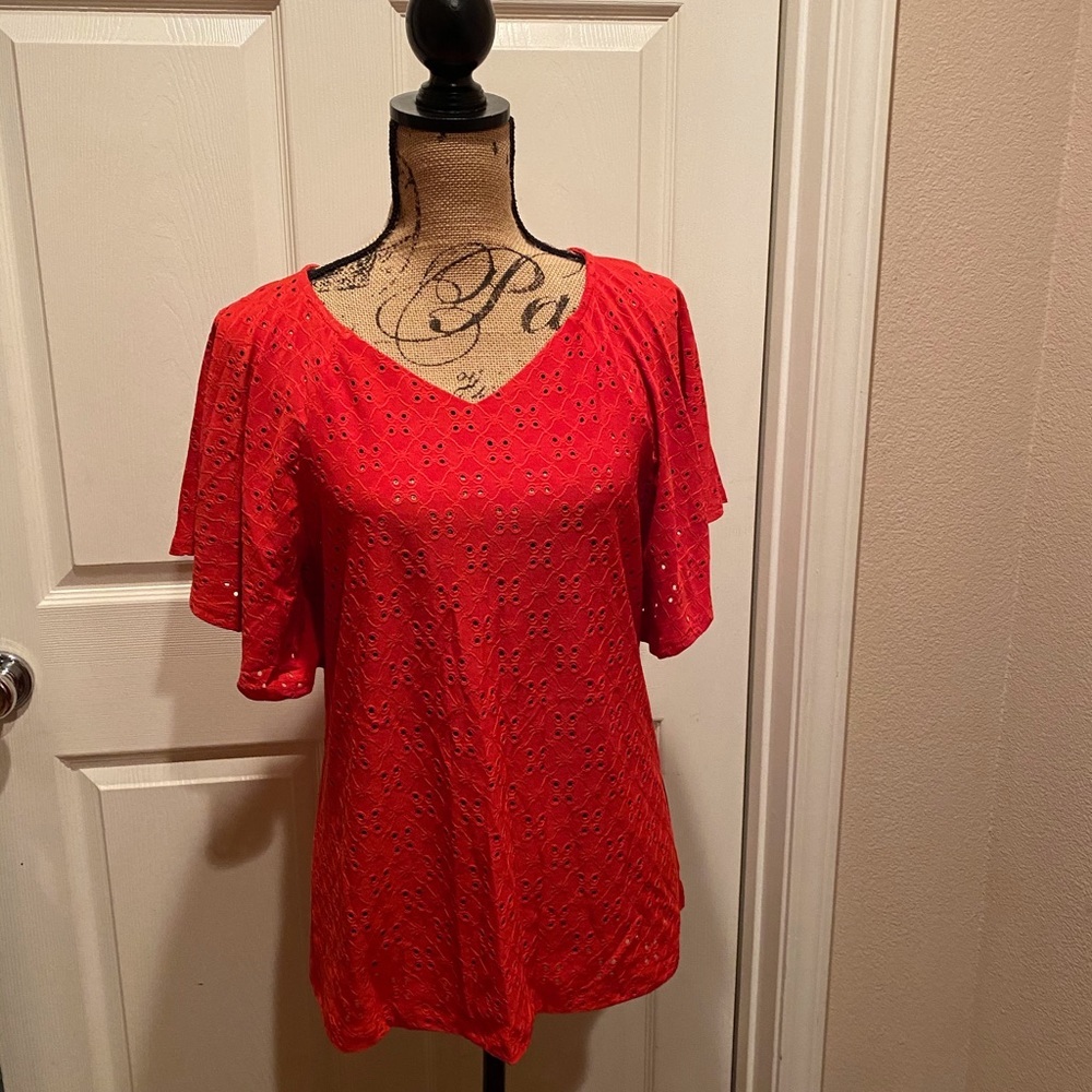 Wide Ruffle sleeve eyelet top - Picture 2 of 6